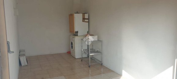 14m² Garage in Castelfranco Emilia, Italy No. 143823 4