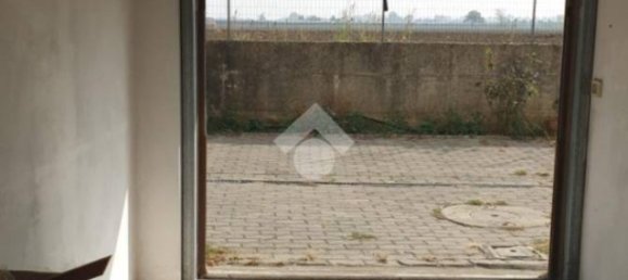 14m² Garage in Castelfranco Emilia, Italy No. 143823 13