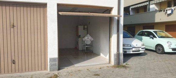 14m² Garage in Castelfranco Emilia, Italy No. 143823 15