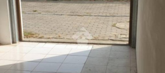 14m² Garage in Castelfranco Emilia, Italy No. 143823 8