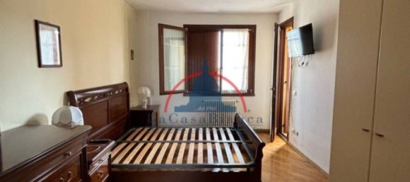 Apartamento de 2 dormitorios en Antegnate, Italy No. 213415 8