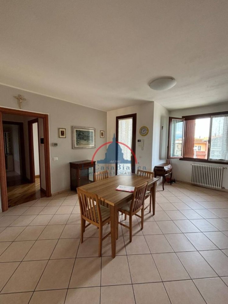 2 bedrooms Apartment in Antegnate, Italy No. 213415
