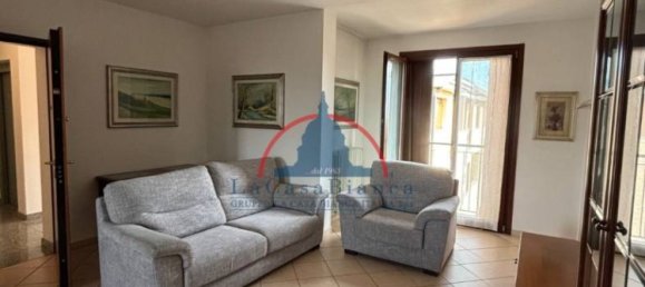 Apartamento de 2 dormitorios en Antegnate, Italy No. 213415 2