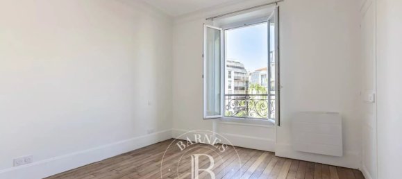 3 bedrooms Apartment in Boulogne-Billancourt, France No. 179325 9