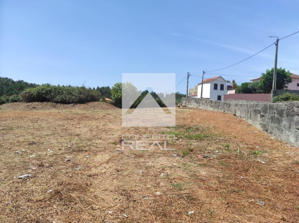 966m² Land in Aguas Santas, Portugal No. 241898