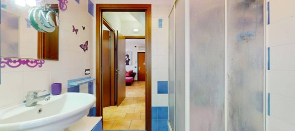 Dúplex de 3 dormitorios en Rubiera, Italy No. 273898 7