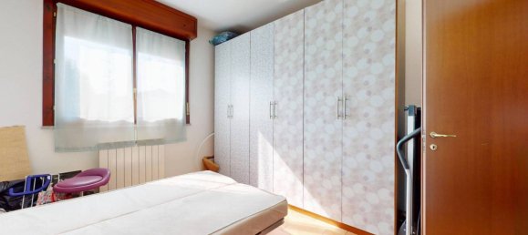 Dúplex de 3 dormitorios en Rubiera, Italy No. 273898 8