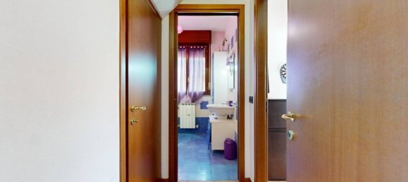 Dúplex de 3 dormitorios en Rubiera, Italy No. 273898 5