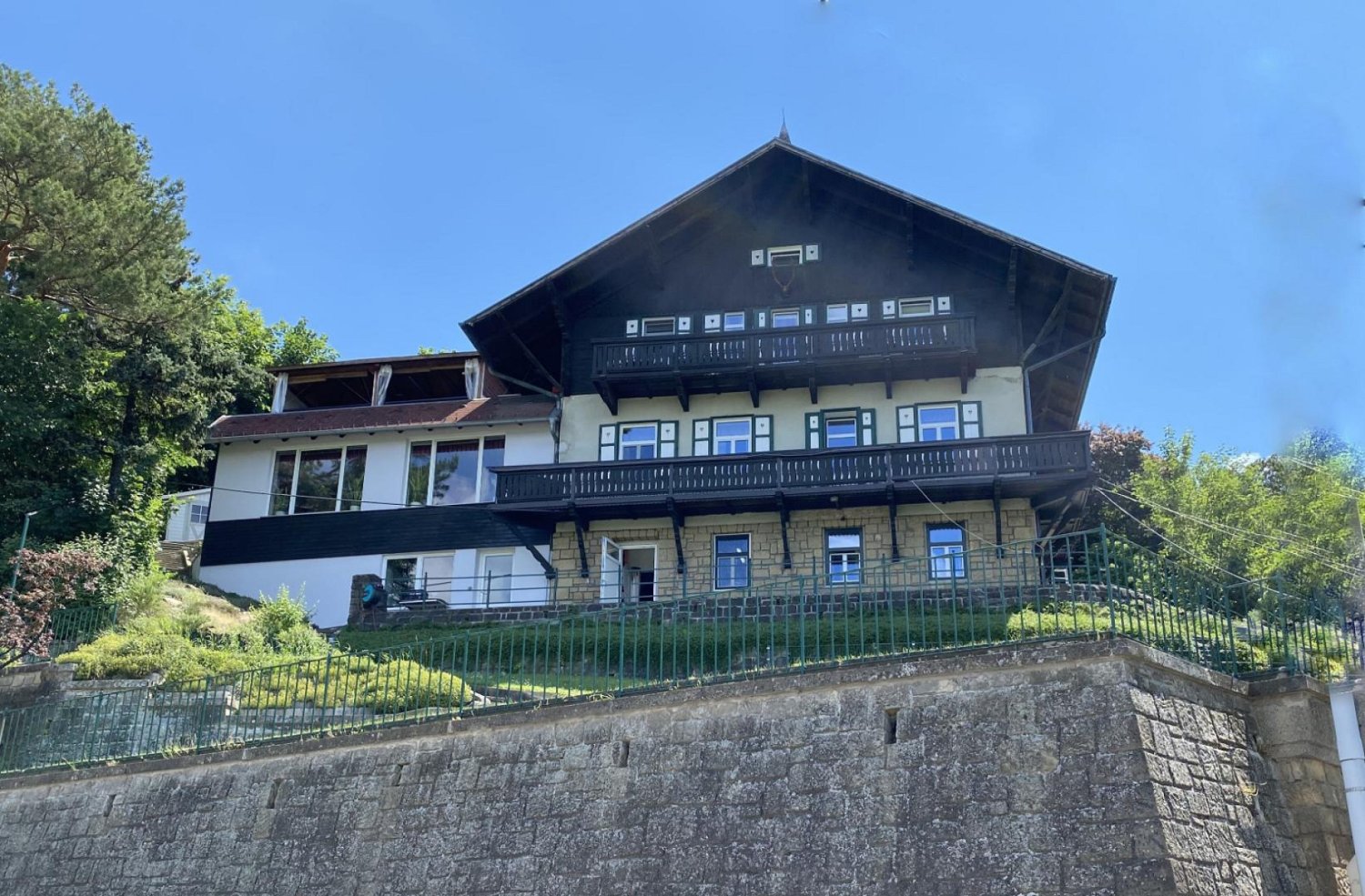 Casa de 11 divisões em St. Andra-Wordern, Austria N.º 130028