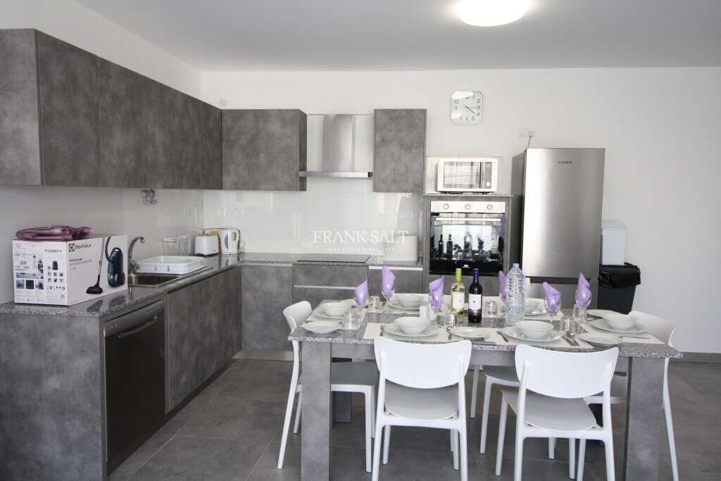 Apartamento T2 em Swieqi, Malta N.º 7034