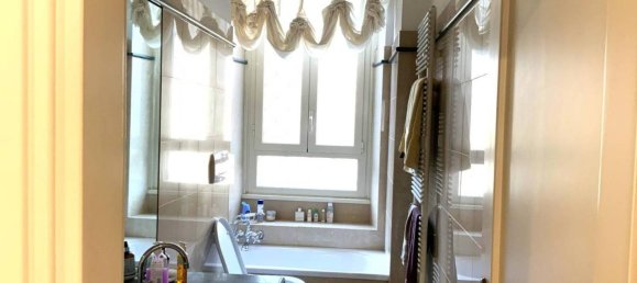 4 rooms Apartment in Rome, Italy No. 159729 29