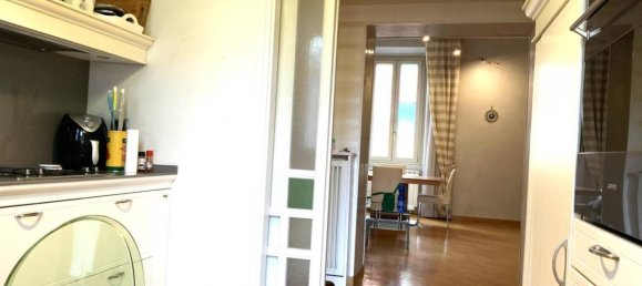 4 rooms Apartment in Rome, Italy No. 159729 14