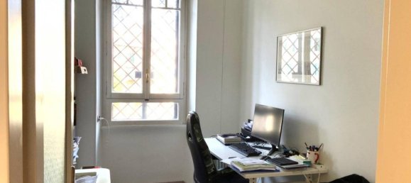 4 rooms Apartment in Rome, Italy No. 159729 26