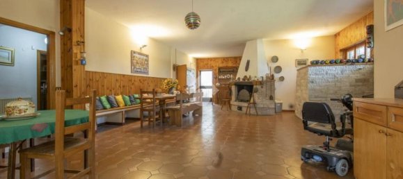 Villa de 9 divisões em Castelnuovo di Porto, Italy N.º 10614 7