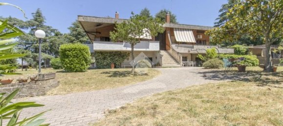 Villa de 9 divisões em Castelnuovo di Porto, Italy N.º 10614 45