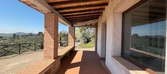 Villa de 9 divisões em Castelnuovo di Porto, Italy N.º 10614 16