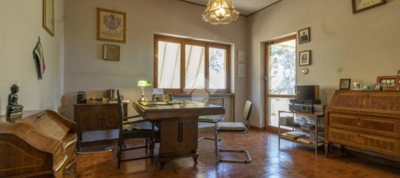 Villa de 9 divisões em Castelnuovo di Porto, Italy N.º 10614 3