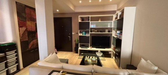 Apartamento de 3 dormitorios en Genoa, Italy No. 326583 2