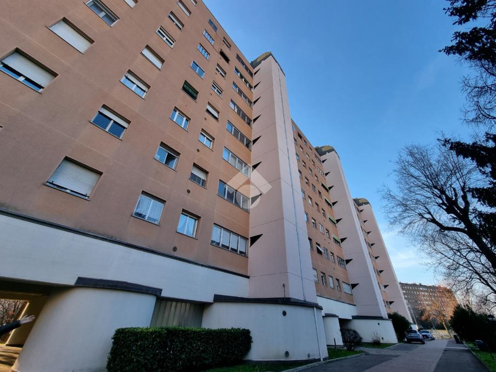 3 chambres Appartement à Milan, Italy No. 243879