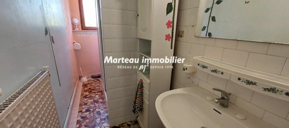 3 bedrooms House in Ecommoy, France No. 103178 9