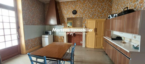 3 bedrooms House in Ecommoy, France No. 103178 5