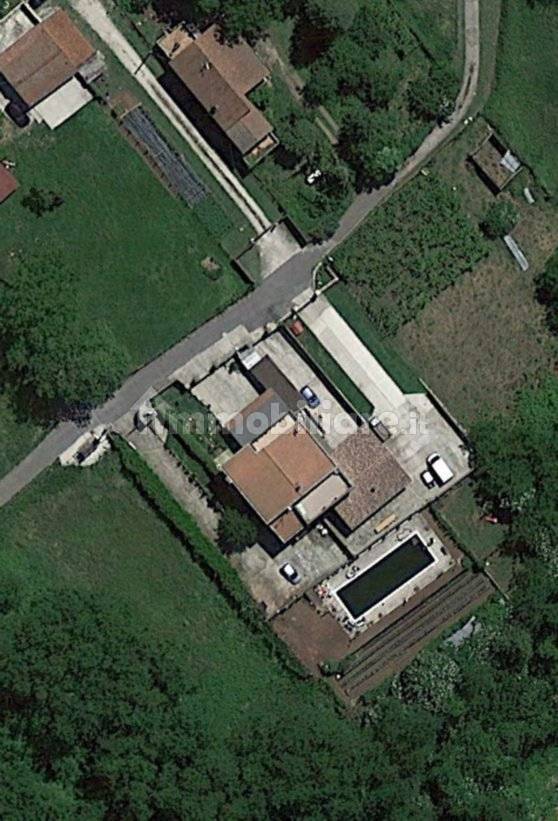 5 rooms Apartment in Valmontone, Italy No. 363983