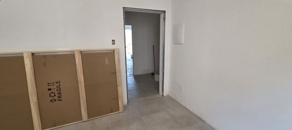3 rooms Apartment in Florence, Italy No. 259930 17