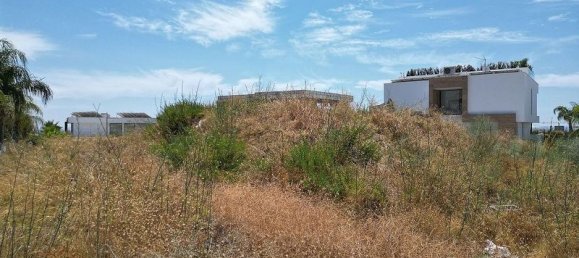 1118m² Land in Estepona, Spain No. 180199 15
