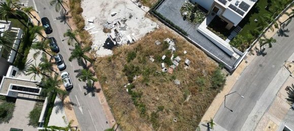 1118m² Land in Estepona, Spain No. 180199 2