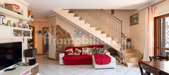 Квартира с 3 спальнями в Монтеротондо, Италия № 333600 3