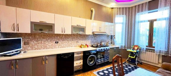 8 bedrooms House in Binagady, Azerbaijan No. 1185 25