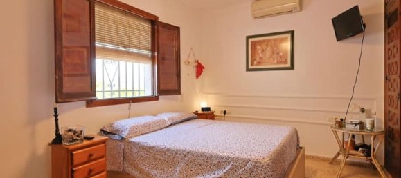 Casa de 4 dormitorios en Alicante, Spain No. 183617 10