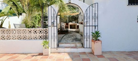 Casa de 4 dormitorios en Alicante, Spain No. 183617 23