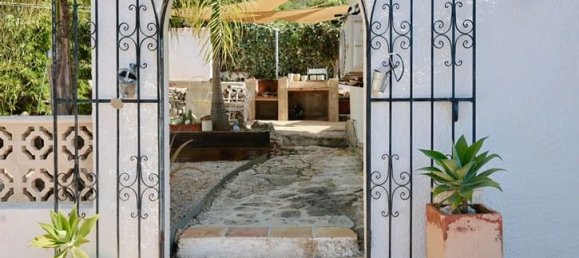 Casa de 4 dormitorios en Alicante, Spain No. 183617 24