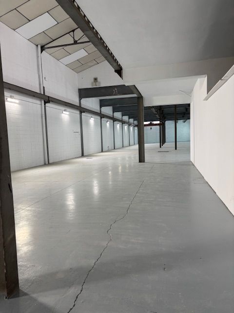 992m² Warehouse in Ripollet, Spain No. 187909
