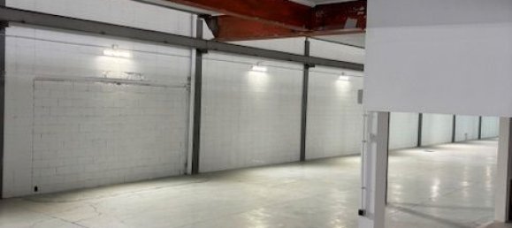 992m² Warehouse in Ripollet, Spain No. 187909 3