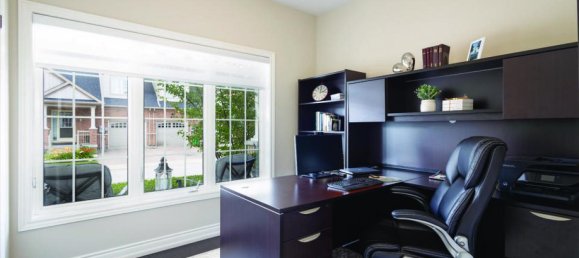 5 bedrooms House in Brampton, Canada No. 699 3