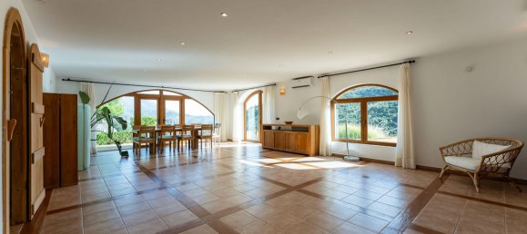 5 bedrooms House in Coin, Spain No. 37401 6