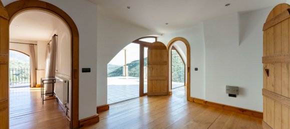 5 bedrooms House in Coin, Spain No. 37401 24