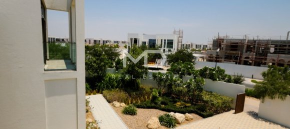 5 chambres Villa à Abu Dhabi, UAE No. 47570 80