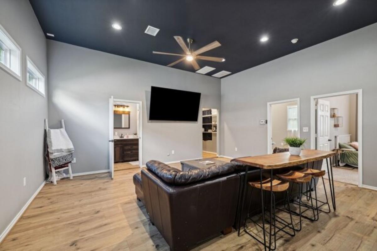 Дом с 6 спальнями в Livingston, США № 290329