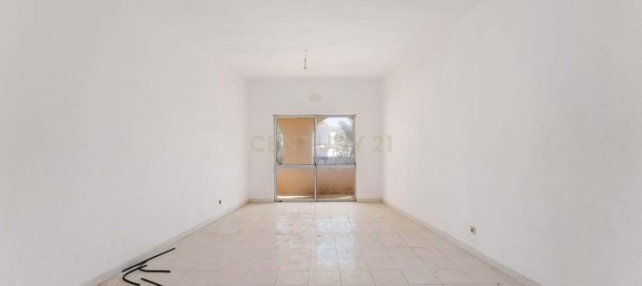 Gewerbliche Immobilie in Quarteira, Portugal 365m², Nr. 236243 22