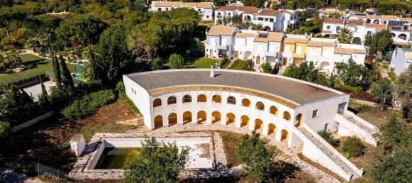 Gewerbliche Immobilie in Quarteira, Portugal 365m², Nr. 236243 5