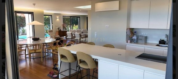 4 bedrooms Villa in Cascais, Portugal No. 141866 10