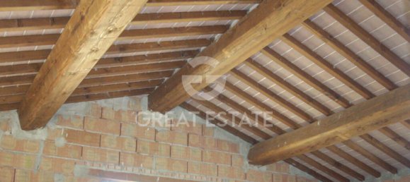 3 Schlafzimmer Grundstück in Tuoro sul Trasimeno, Italy, Nr. 331186 5