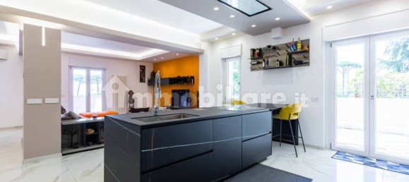 2 bedrooms Apartment in Naples, Italy No. 337761 10