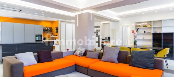 2 bedrooms Apartment in Naples, Italy No. 337761 5