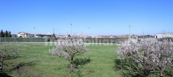 2 bedrooms House in Longiano, Italy No. 196061 4