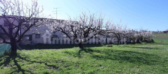 2 bedrooms House in Longiano, Italy No. 196061 2