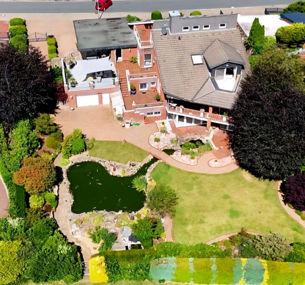 9غرفة فيلا في Stade, Germany رقم 150264